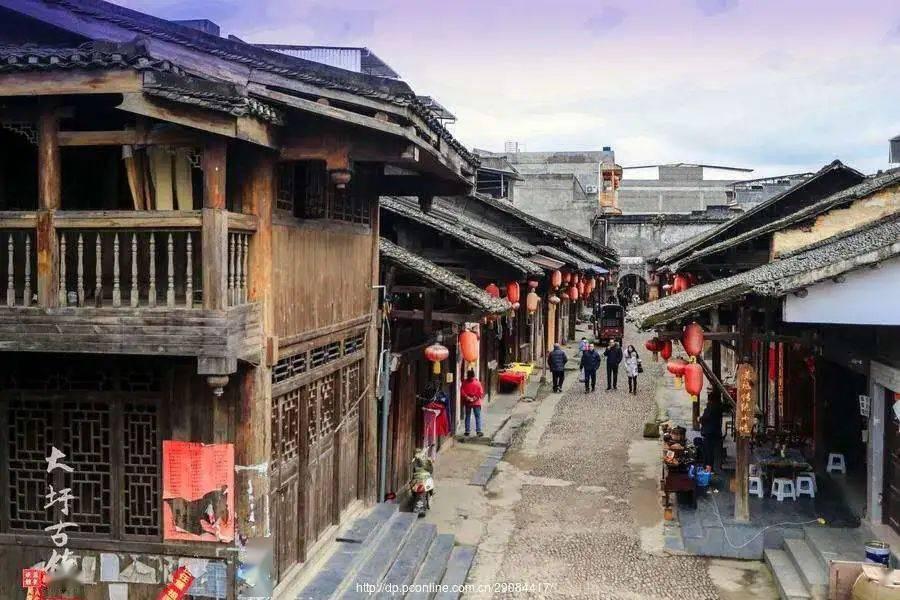 重庆首部电影级动作微短剧《雾都赏金猎人》在渝开机